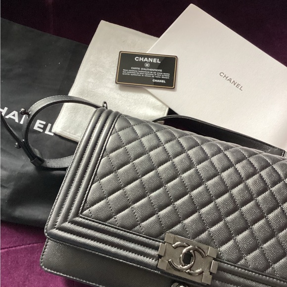 SOLD Chanel So Black New Medium Boy - Picture 10 of 10